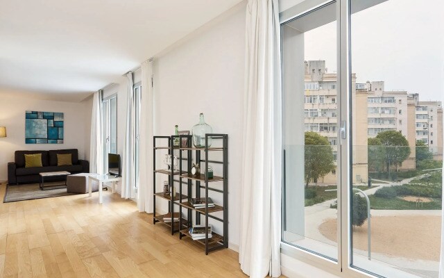 UD Rambla Suites & Pool 25 (1BR)