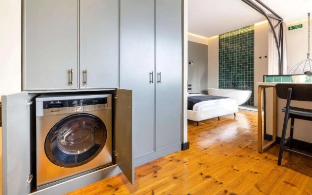 Upside Apartments