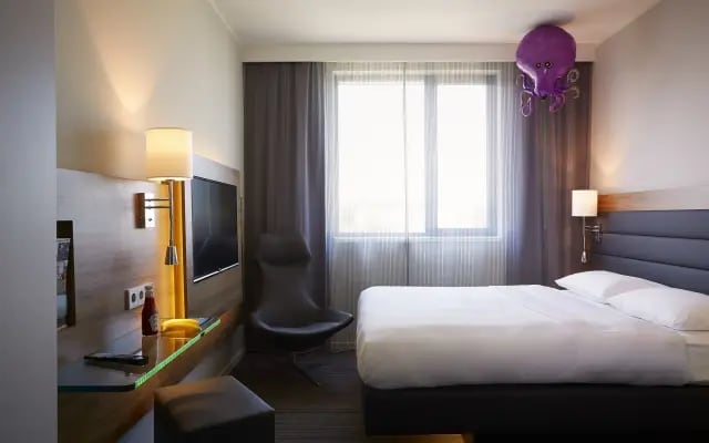MOXY London Heathrow Airport