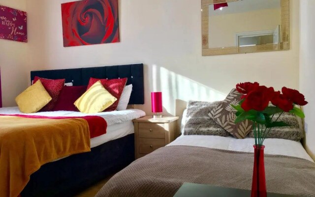 London Luxury Apartment, Private Bathroom