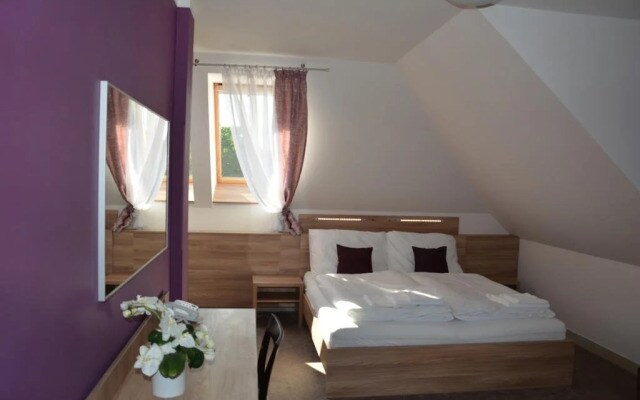 Nobless Resort
