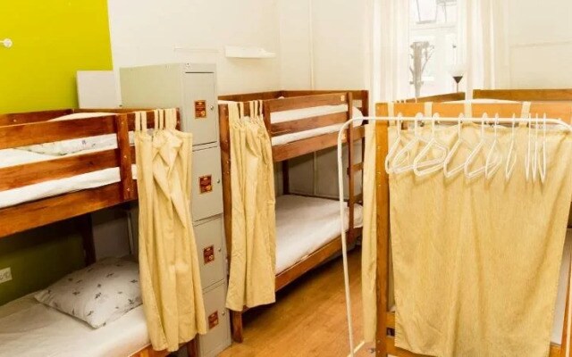 Old Flat Hostel na Sovetskoy