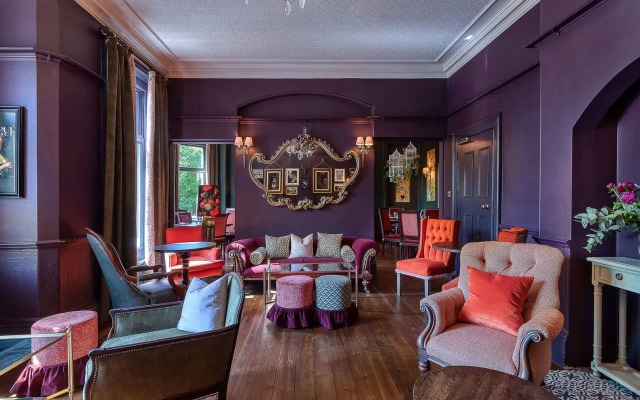 Hotel Clementine