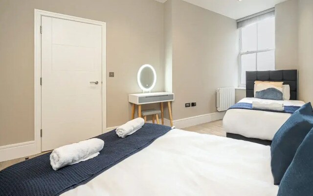 Superb Apartments opp Edgware Rd Station