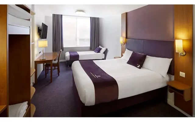Premier Inn Stockport South