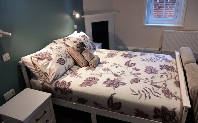 Room-comfortable Spacious Double Ensuite