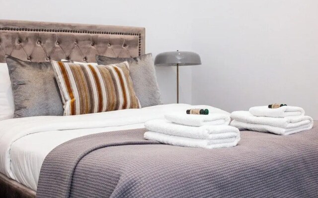 Stylish Harley Street Apartment