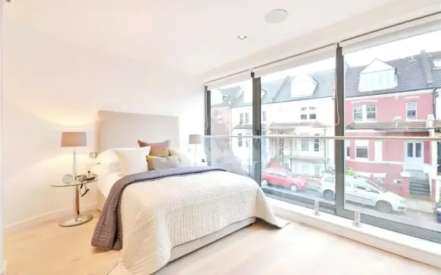 2 Bedroom House In West Hampstead