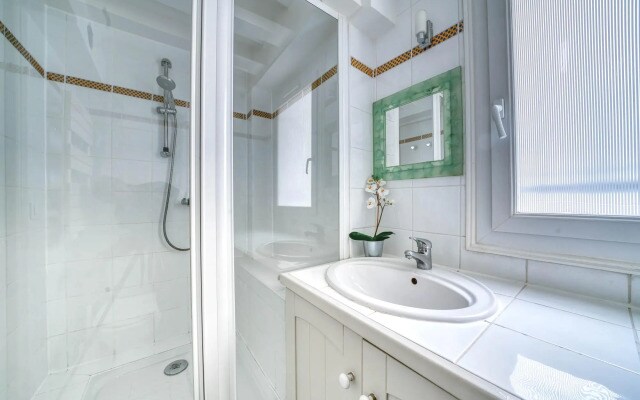 2066 - Saint Germain des Prés - Amazing Duplex