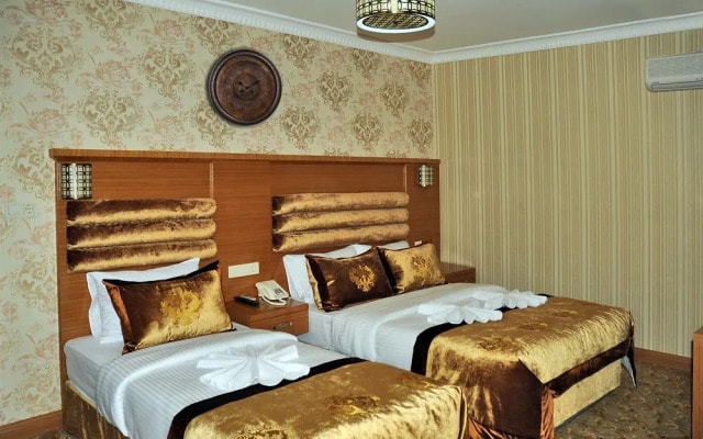 Ritamone Hotel