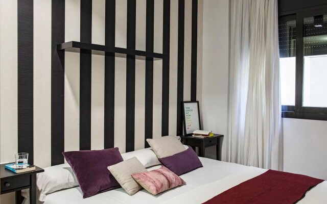 AinB Eixample Entenza Apartments