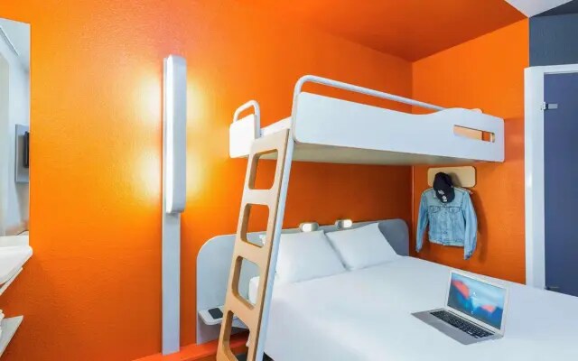 Отель ibis budget Paris Porte de Montmartre
