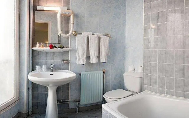 Hôtel Paris Legendre