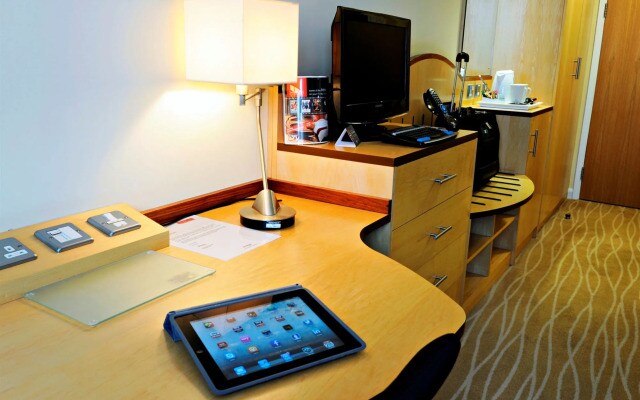 Burleigh Court Hotel