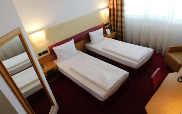 Feringapark Hotel by Coffee Fellows Hotels