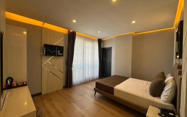 Fourpoints Airport Hotel
