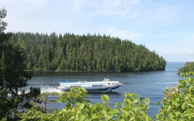 Guest House on Pobedy 18