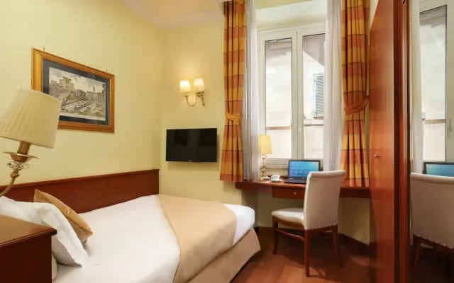 Hotel Homs
