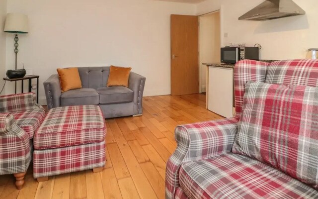 Flat 8