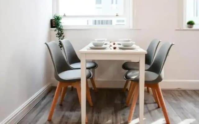 Captivating 2-bed Apartment in Liverpool