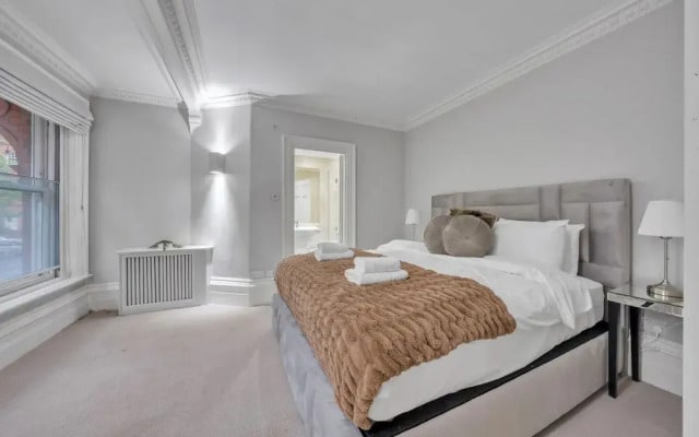 The Knightsbridge Residences