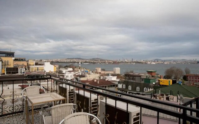 Mavi Guest House