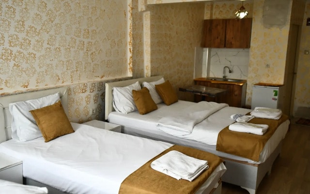 Ada  Apart Hotel