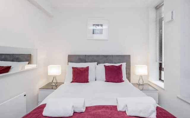 Roomspace Serviced Apartments - River House