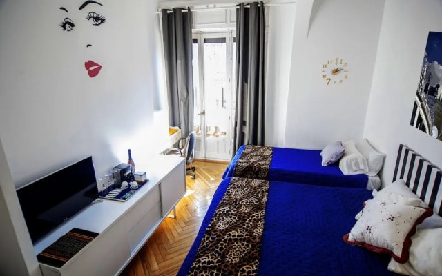 Gran Via Suites The Palmer House