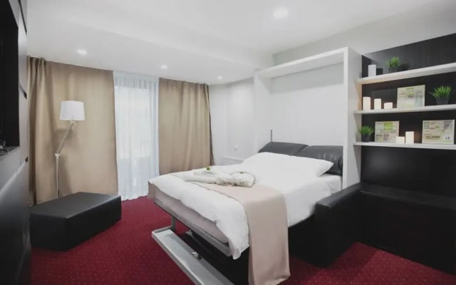 Hotel Stadium