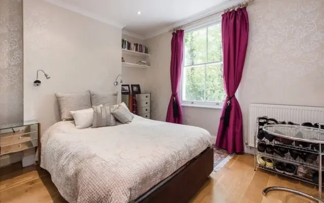 Inviting 1BD Hideaway Kensington Olympia!