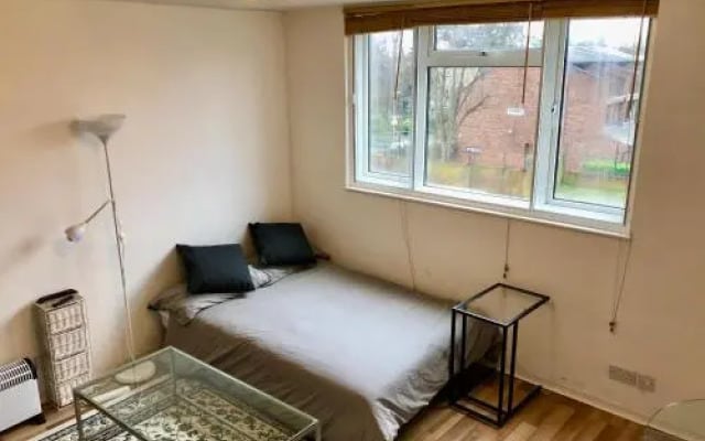 Central Apartment 5 Mins Putney Tube Station