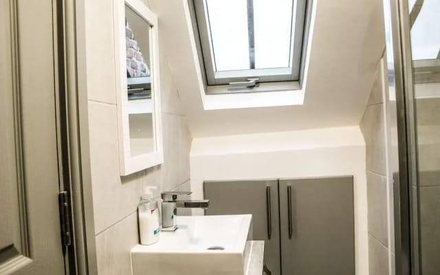 Liverpool 2 Bed Apartment - Tartan York