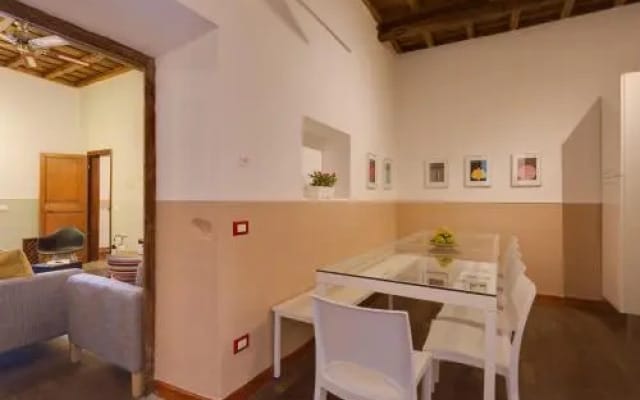 5-Bedroom Holiday Apartments in Campo de Fiori