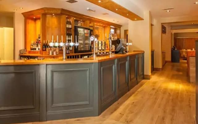 Premier Inn Guildford North - A3