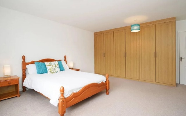 Rent My Spa Home With Pool Table, Hottub and Sauna