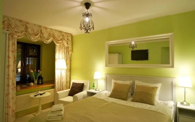 WawaBed Bed & Breakfast