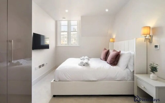5 Mins Walk to Battersea Park Battersea Retreat