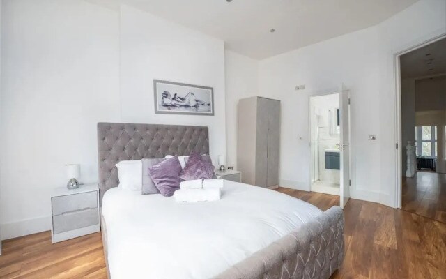 Gorgeous London Flat - Newly Furnished Mhb350