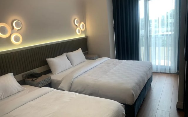 Theodosius Hotel