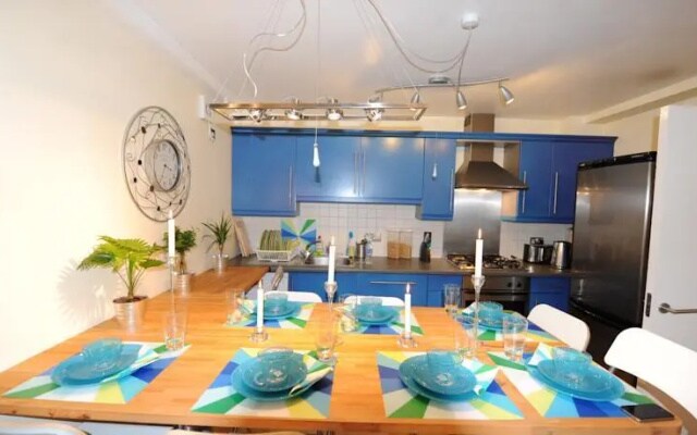 Amazing Apartment-Brick Lane Apartment CN4