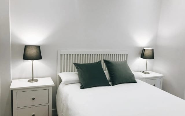 Apartamento recién reformado en avenida Reina Victoria