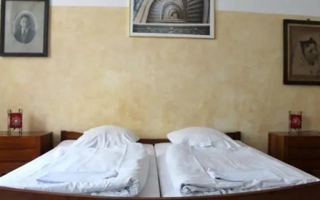 Die Fabrik Baxpax Hotel