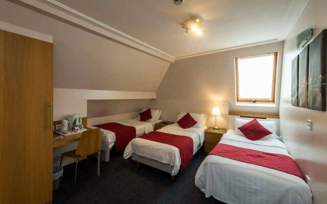 Adria Hotel