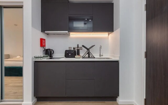 Deluxe Manchester Studio
