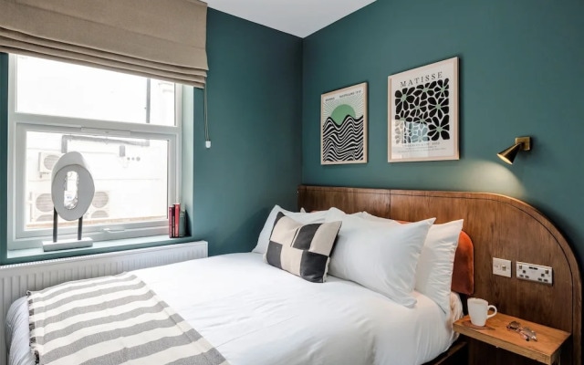 Your Apartment Shepherd's Bush