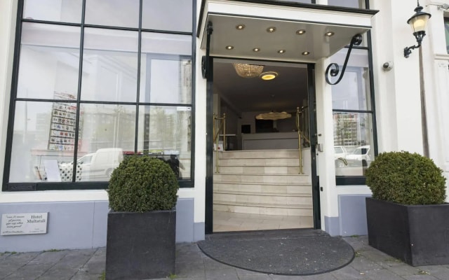 hotelImage
