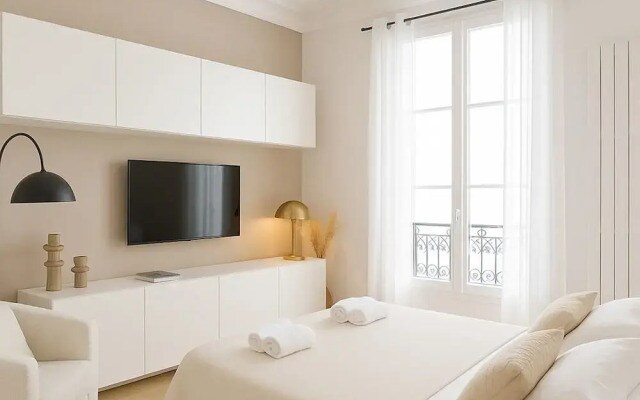 1529 Laborde