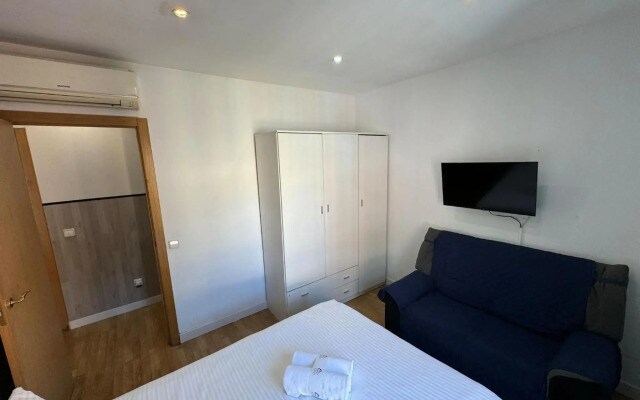 Apartamentos Day Madrid BALLESTA Centro Gran Via Sol Malasaña