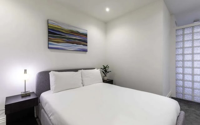 Beautiful One Bed Abode In East Putney